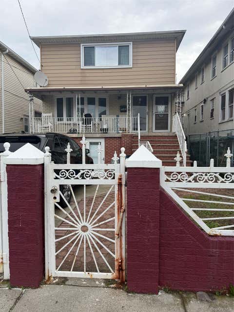 Multifamily For Rent - 230 Beach 30th Street<br/> Far Rockaway, NY 11691