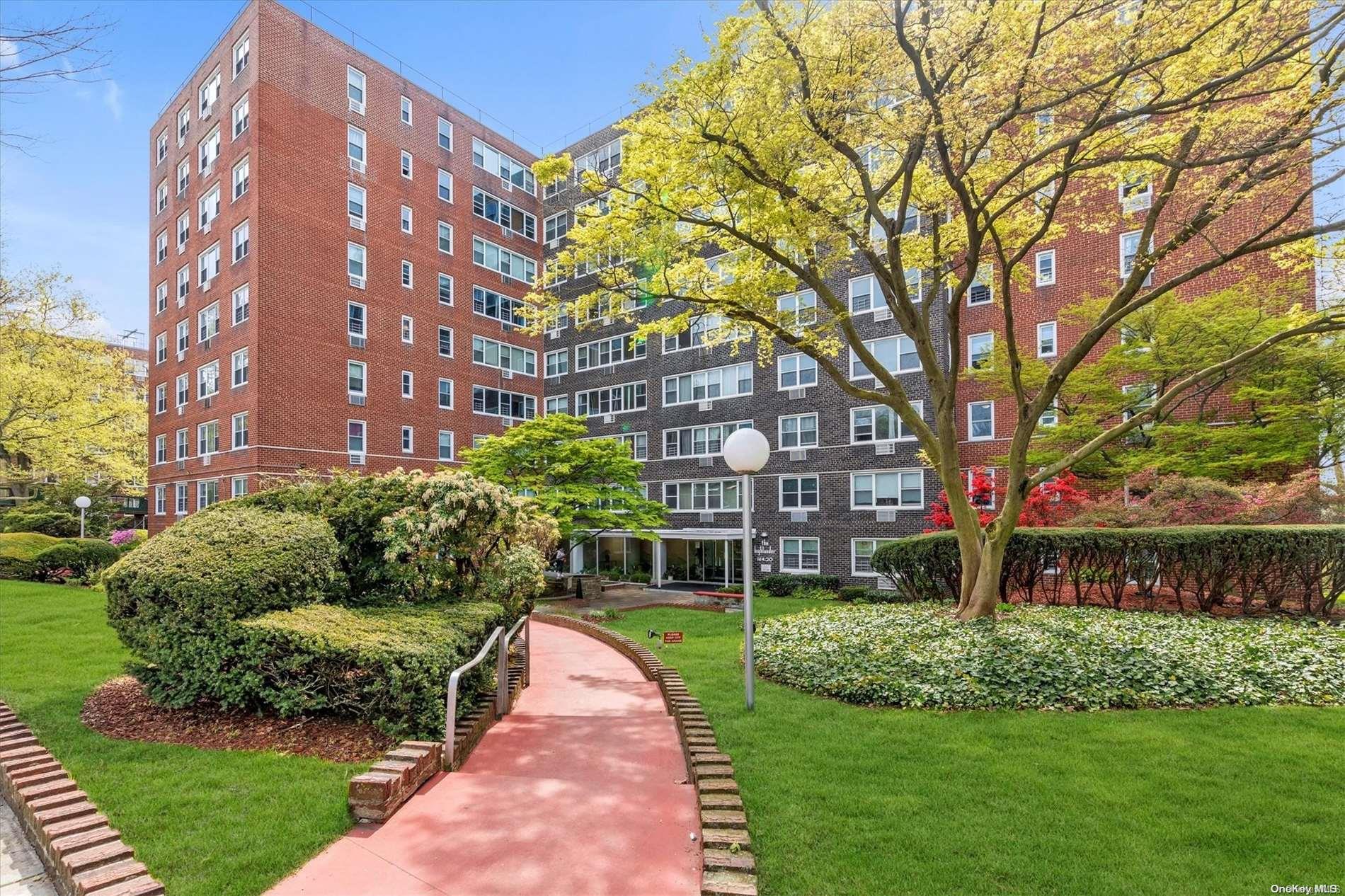 Highland Avenue 6A, Jamaica Hills, Queens, NY - 1 Bathrooms - 