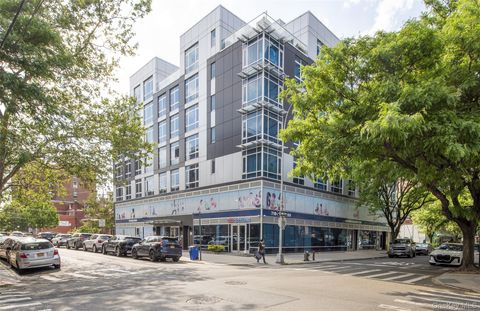 Condo For Sale - 97-45 63rd Drive #3H<br/> Rego Park, NY 11374
