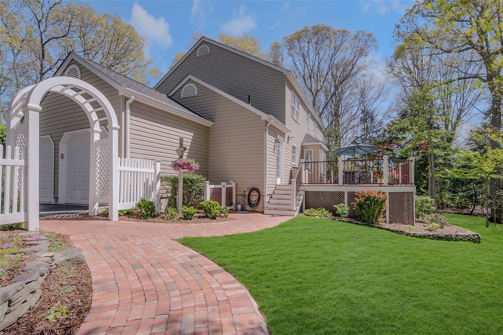 19 Emerald Lane, Wading River, New York image 32