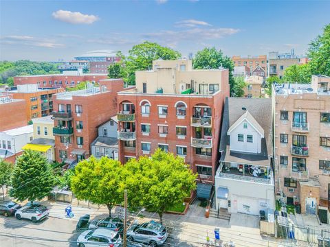 Photo of 112-26 38th Avenue #4A, Corona, NY 11368 (MLS # 941396)