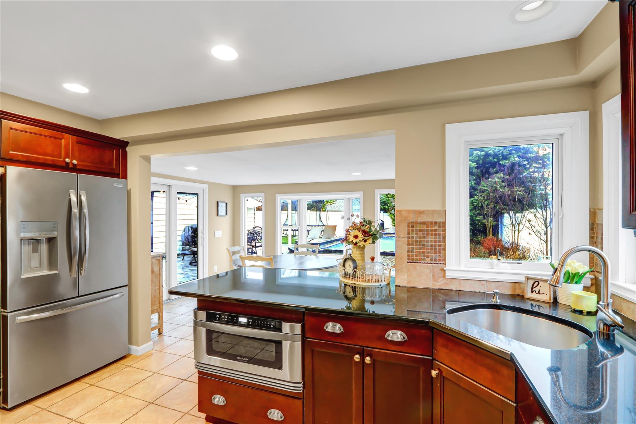 7 Birch Court, Farmingdale, New York image 8