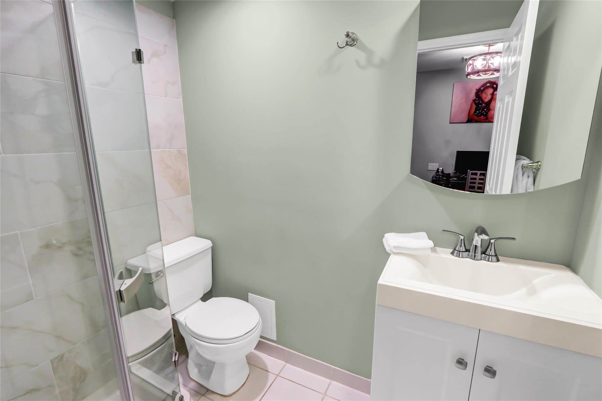 7 Birch Court, Farmingdale, New York image 13
