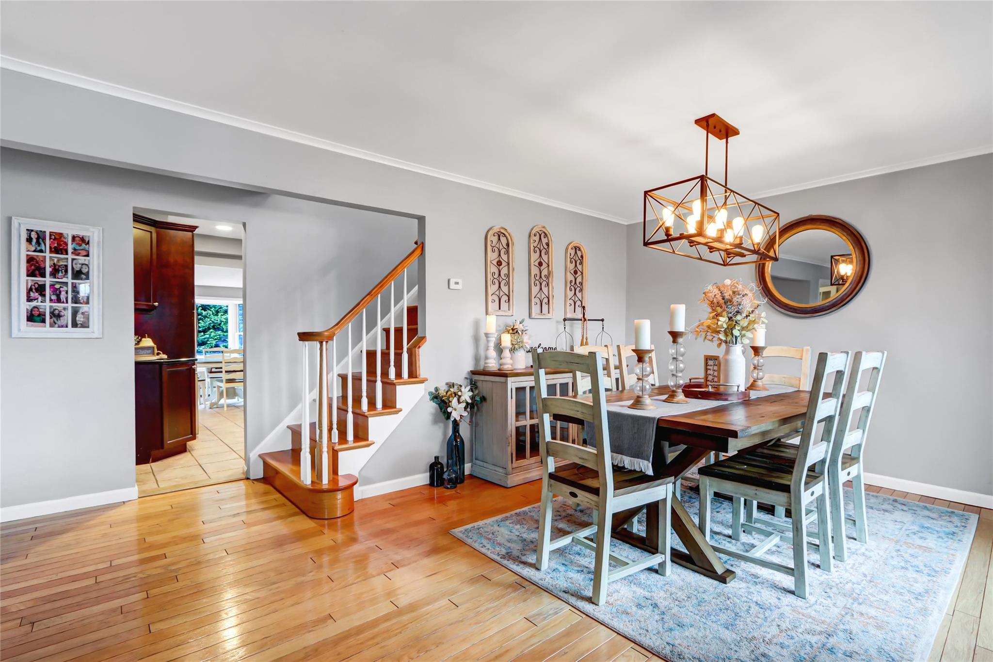 7 Birch Court, Farmingdale, New York image 5