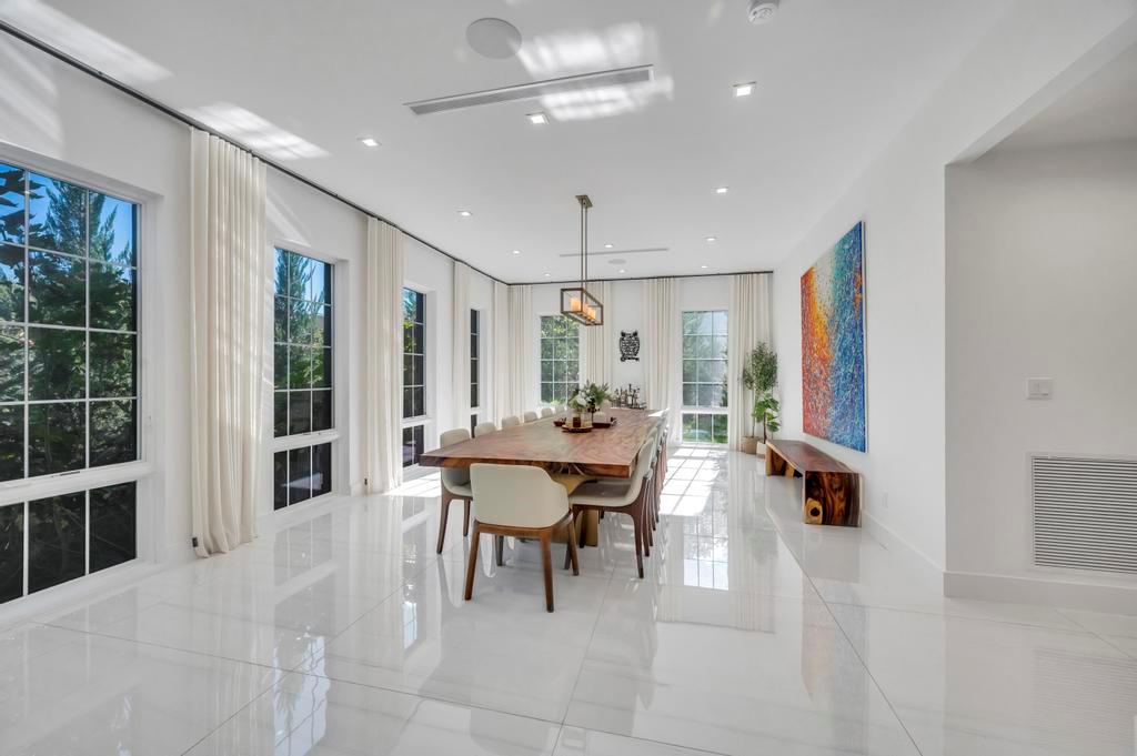 50 Gristmill Lane