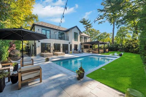 50 Gristmill Lane Great Neck NY 11023