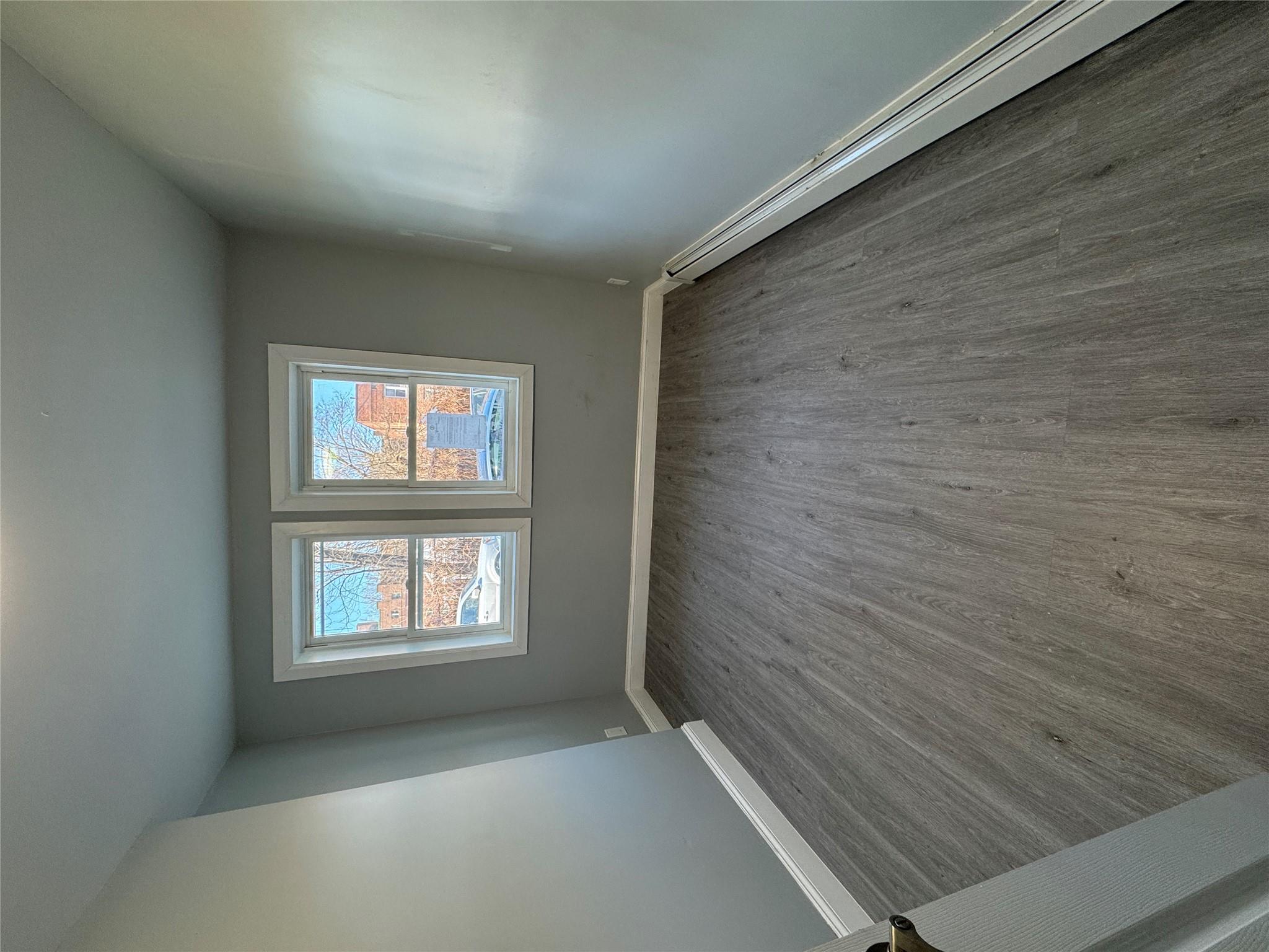288 Woodworth Ave
