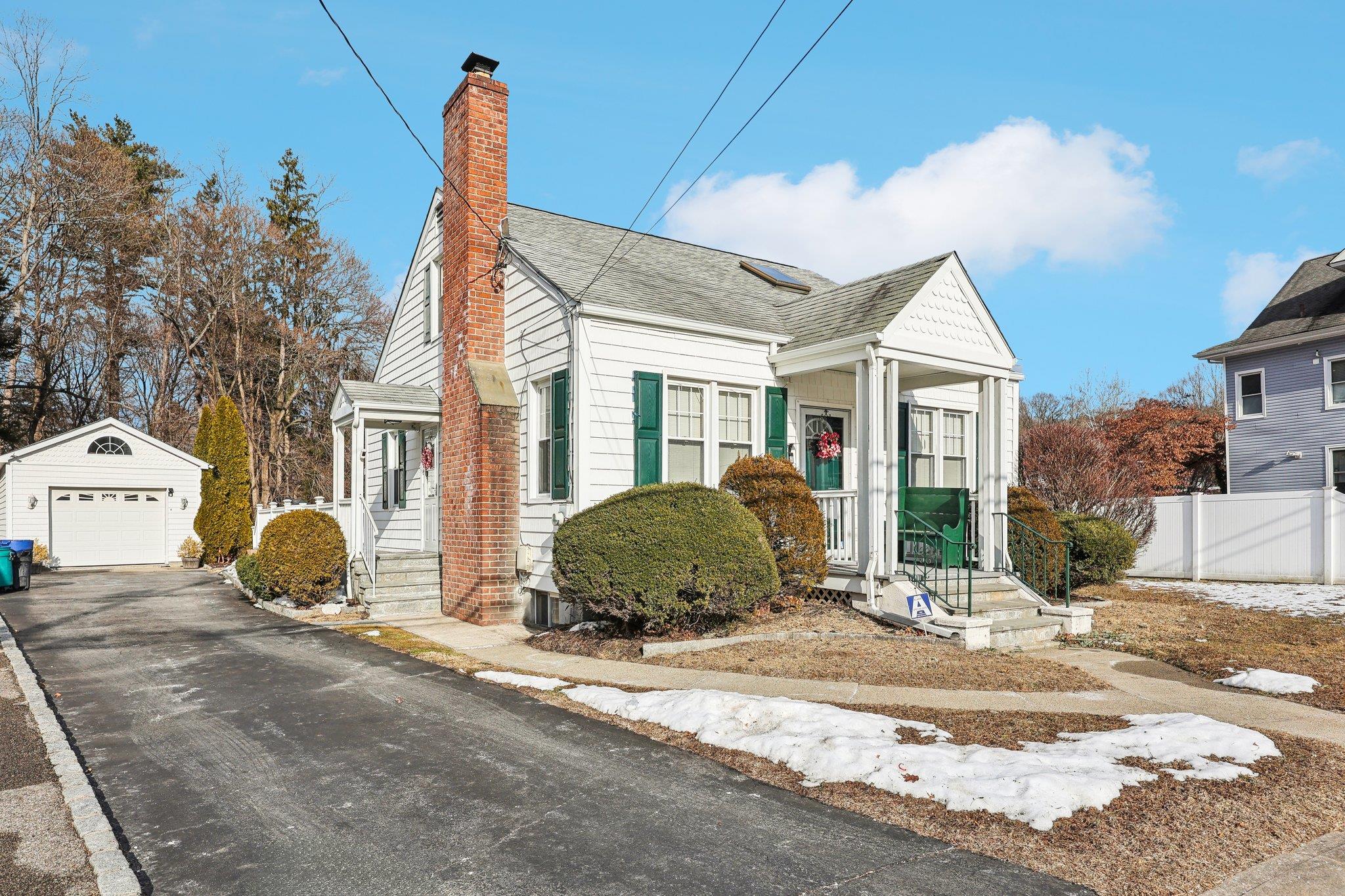 964 Pemart Avenue, Peekskill, New York image 3