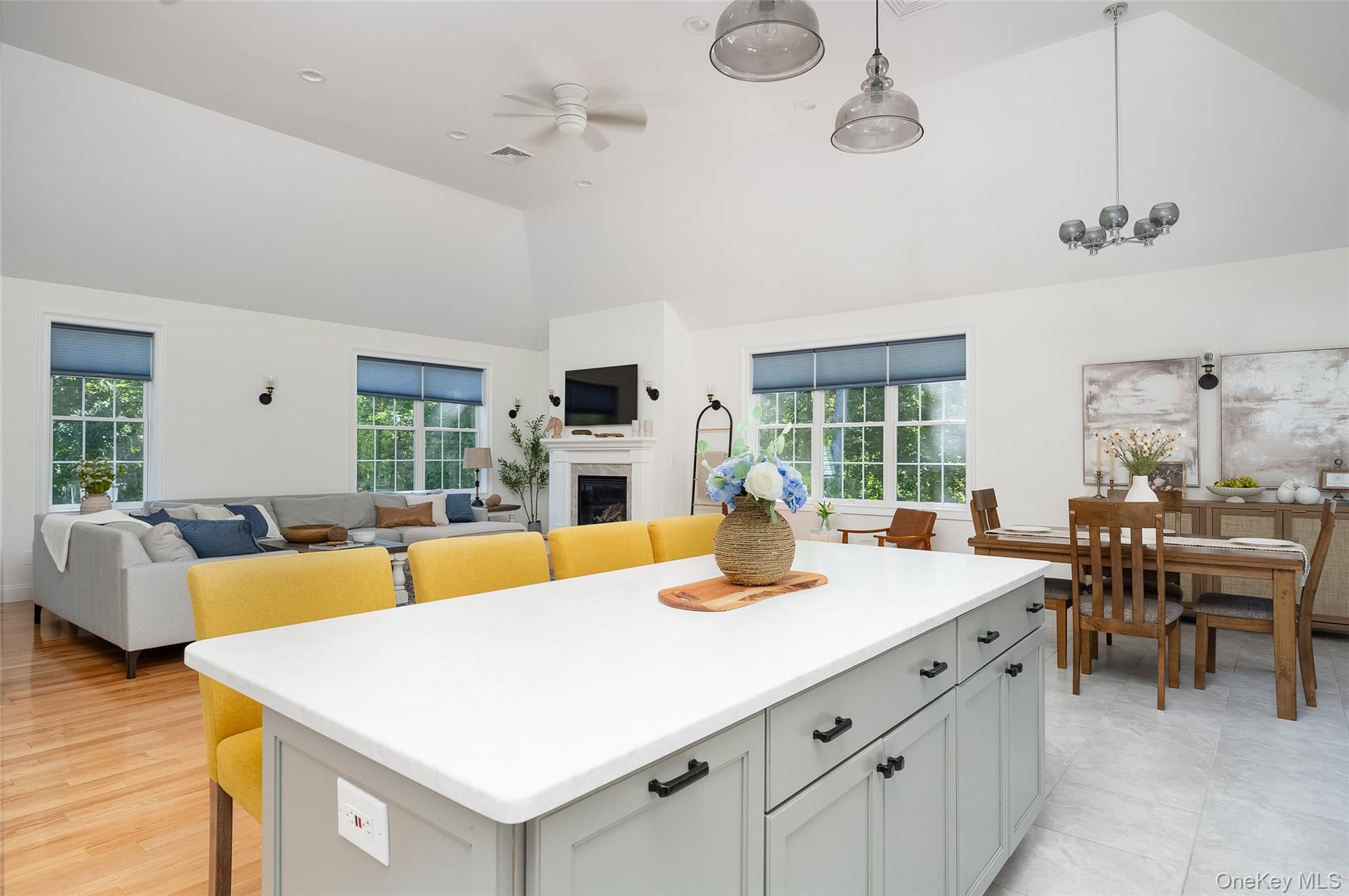 327 Commons Road