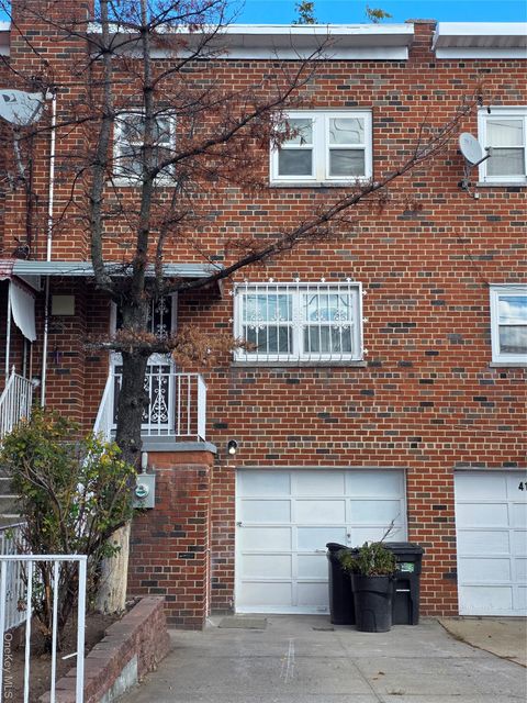 Photo of 4160 Baychester Avenue, Bronx, NY 10466 (MLS # 929352) Photo of 4160 Baychester Avenue, Bronx, NY 10466 (MLS # 929352)