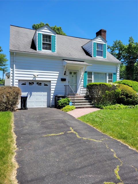 Homes For Sale - 37 Poe Street<br/> Hartsdale, NY 10530