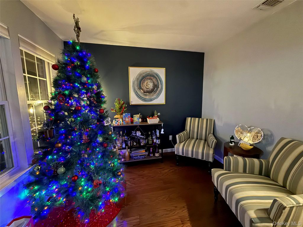 Photo of 189 Haddon Hollow Court, Middle Island, NY 11953 (MLS # 945869)