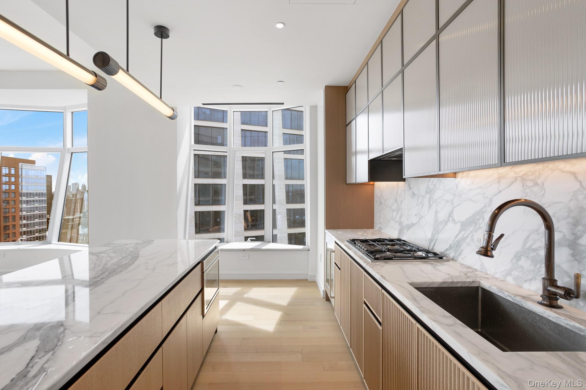 515 W 18th Street 2002