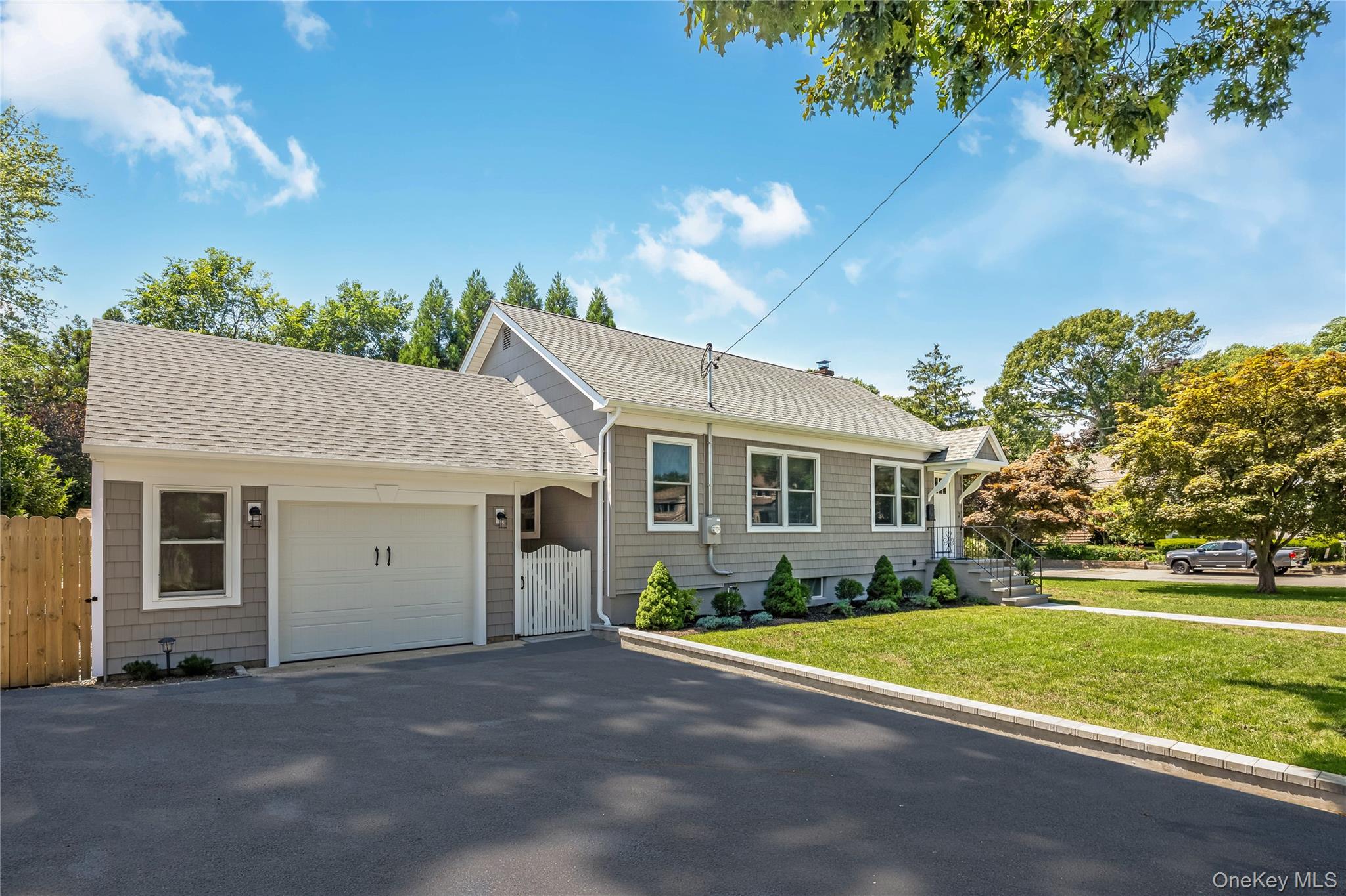 Photo 1 of 27 — 2 Cherry Road, Bayville, NY 11709