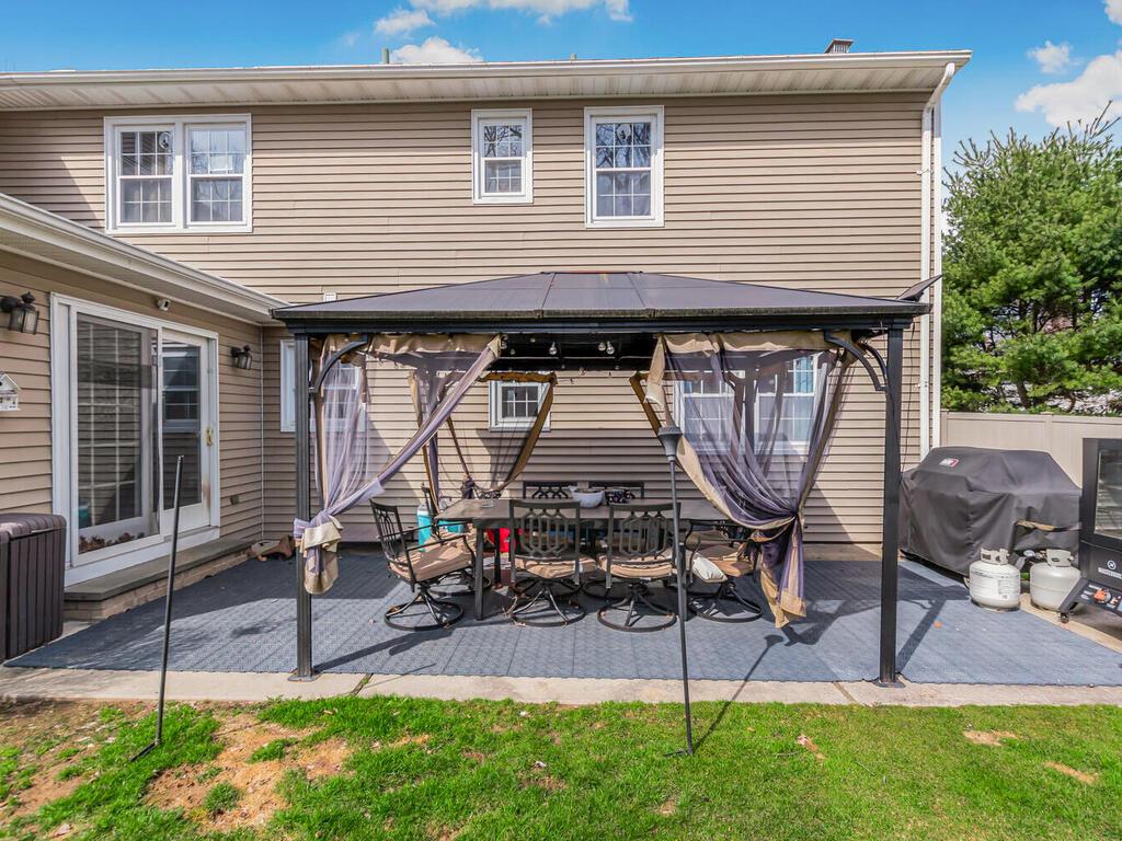 4 Leaf Court, Mahopac, New York image 17