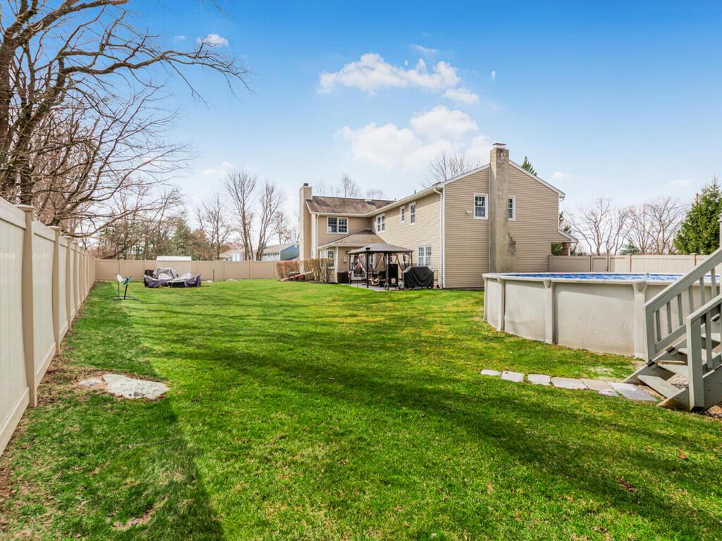4 Leaf Court, Mahopac, New York image 19