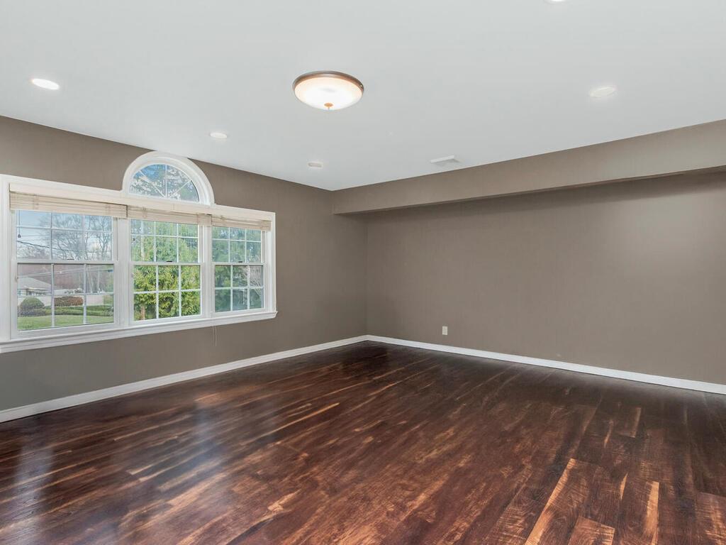 4 Leaf Court, Mahopac, New York image 13