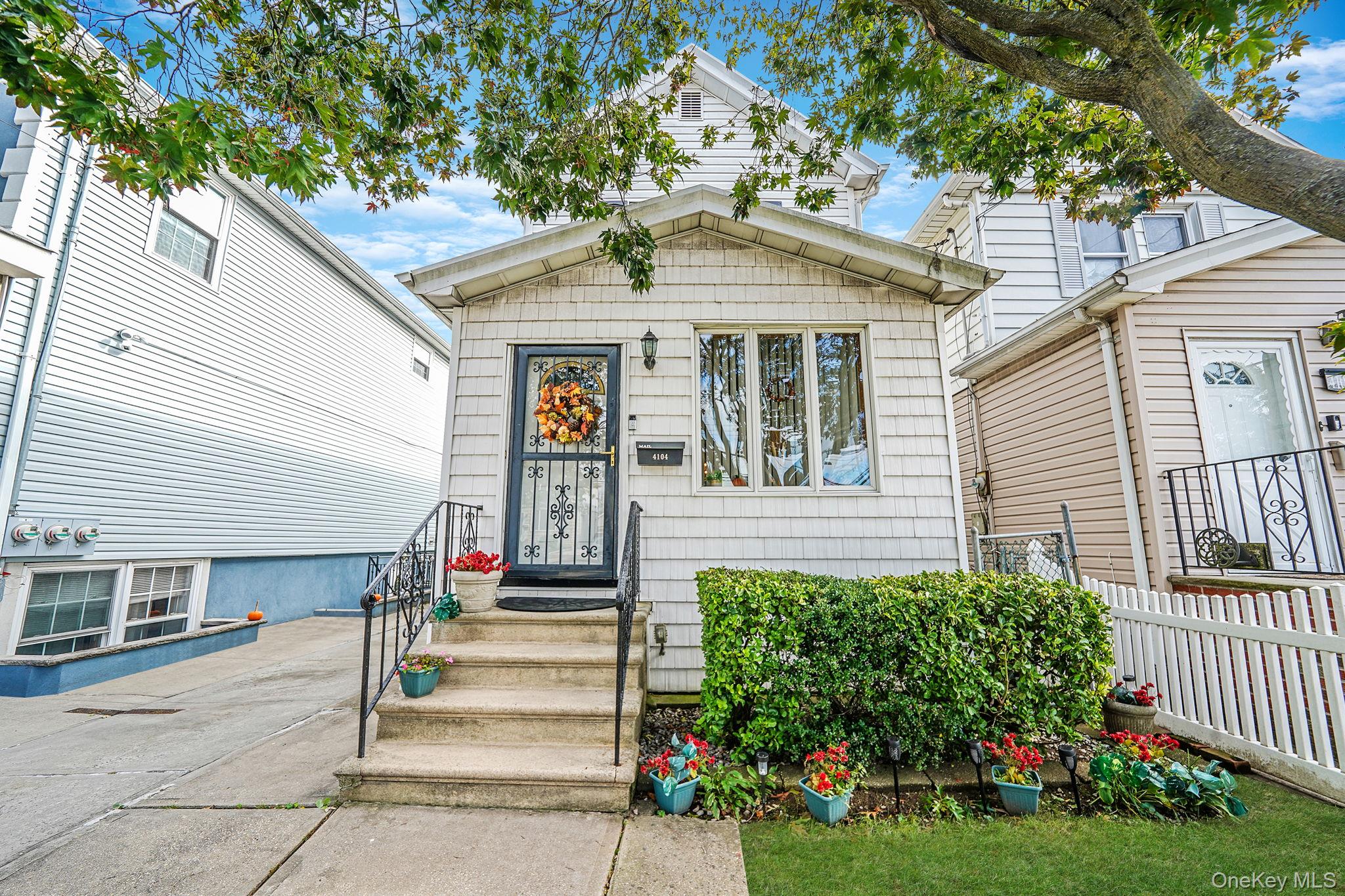 4104 Avenue S