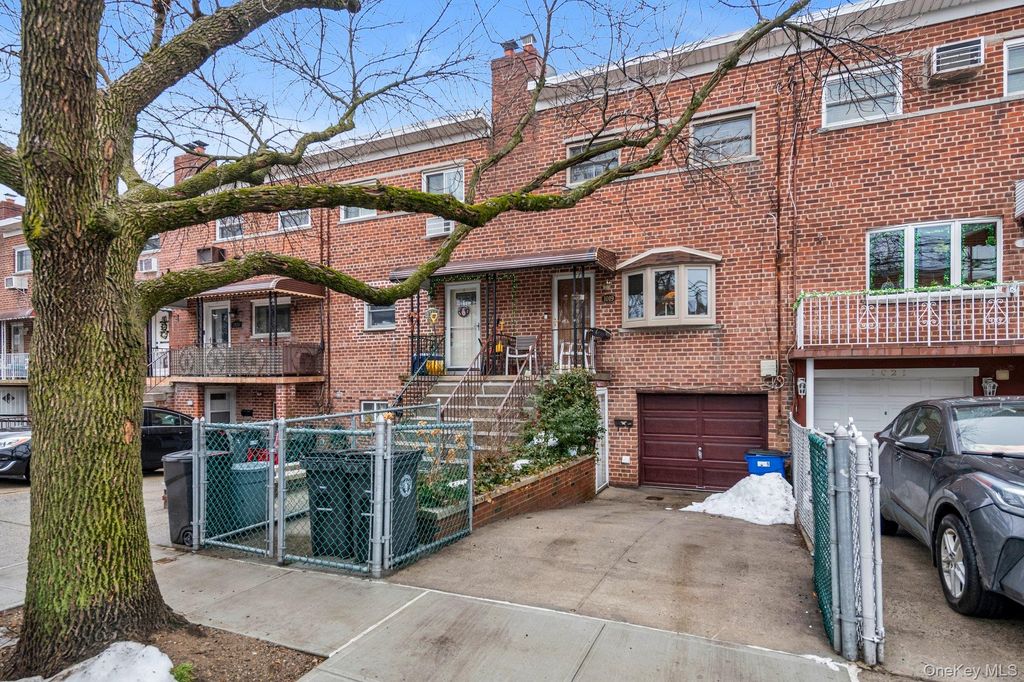 Photo of 1019 Vincent Avenue, Bronx, NY 10465 (MLS # 968930)