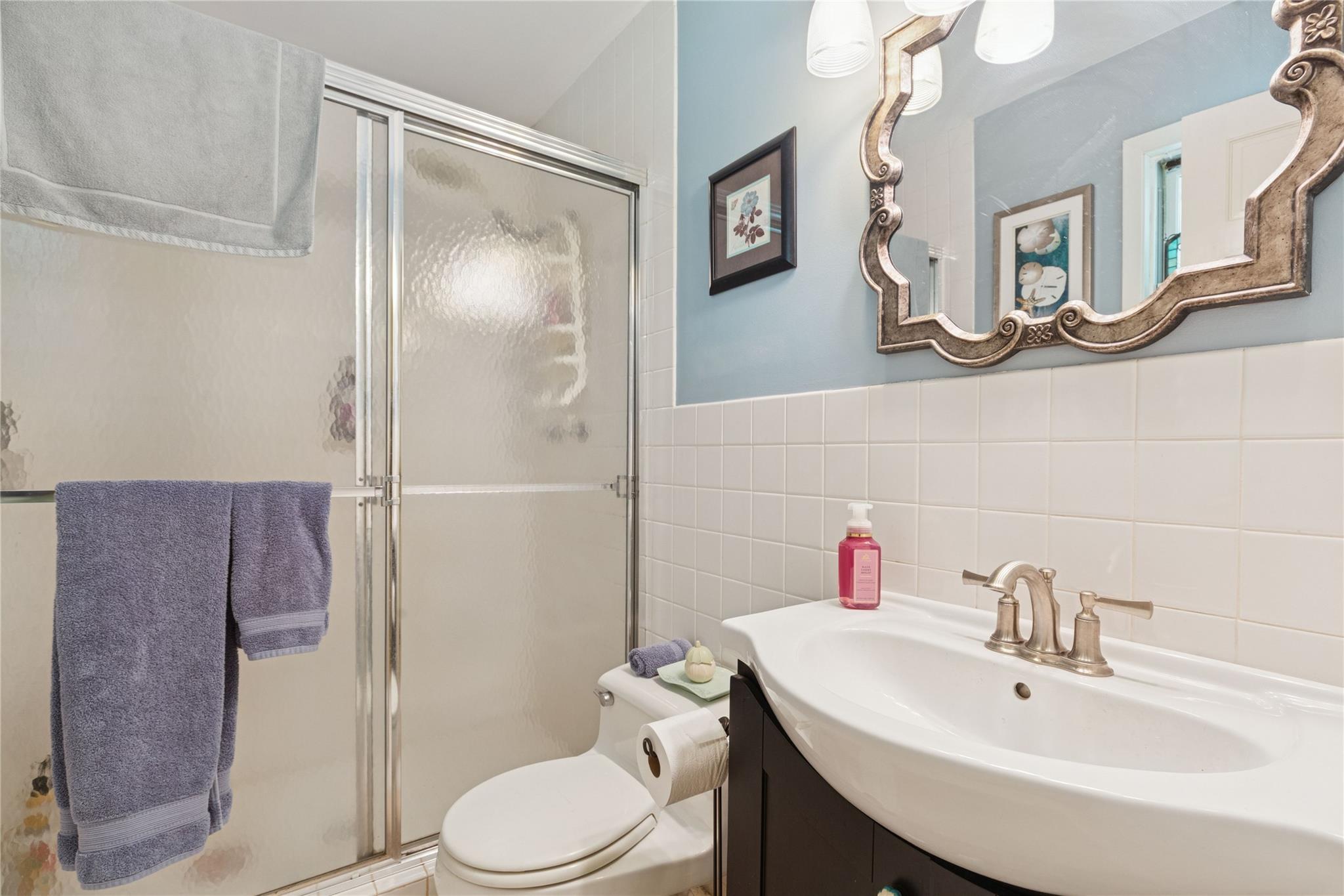 6 Carriage Path, Manorville, New York image 17