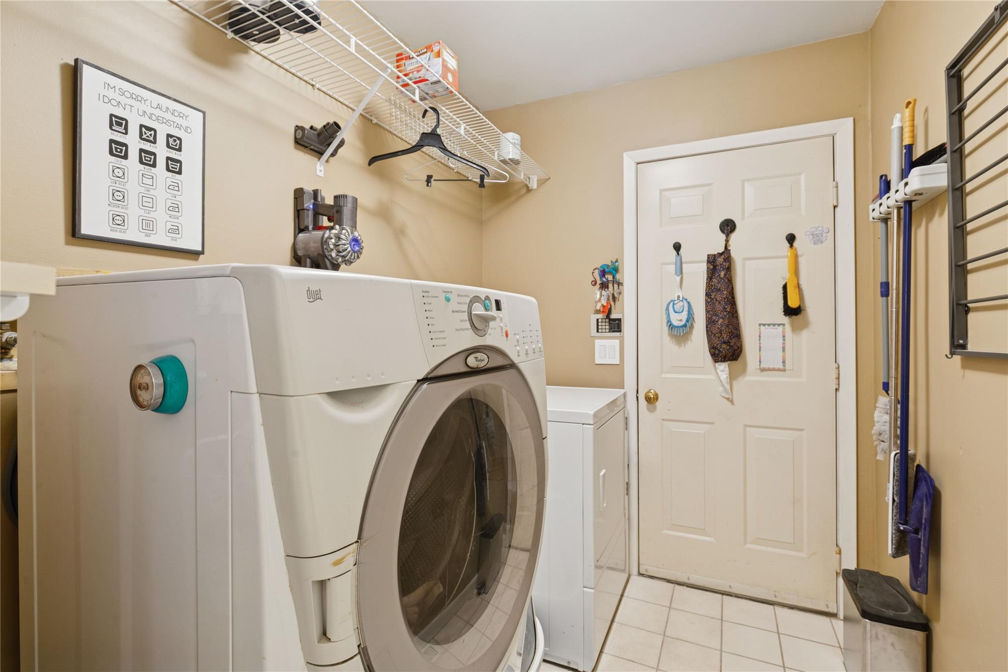 6 Carriage Path, Manorville, New York image 18