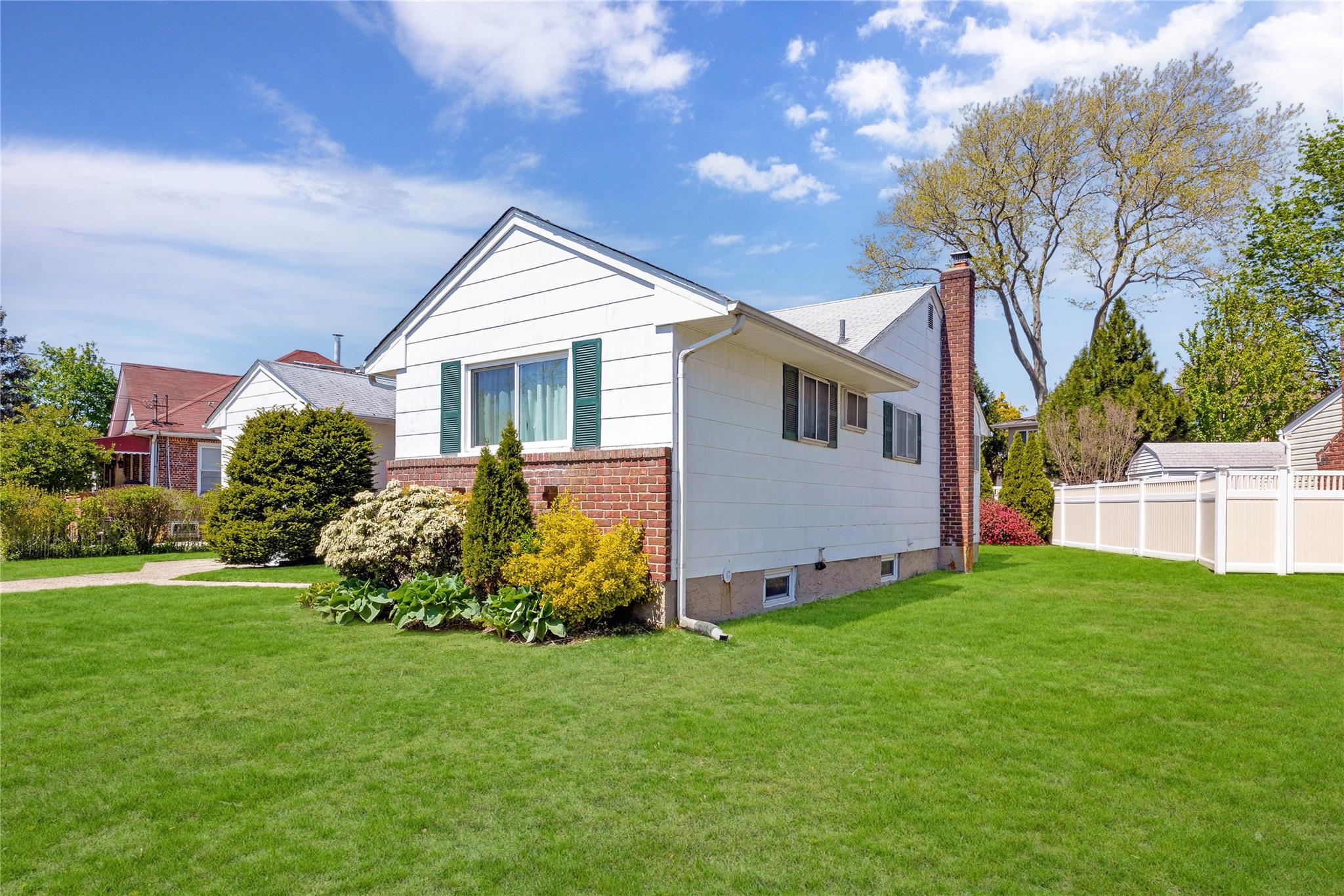 1 Magenta Street, Hicksville, New York image 2