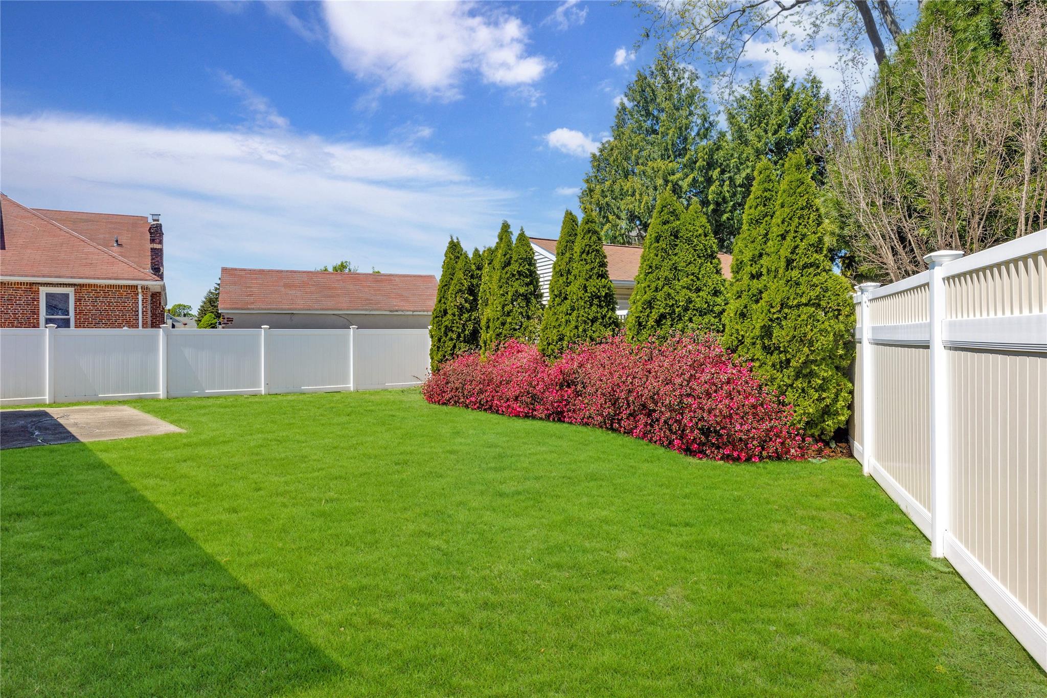 1 Magenta Street, Hicksville, New York image 20