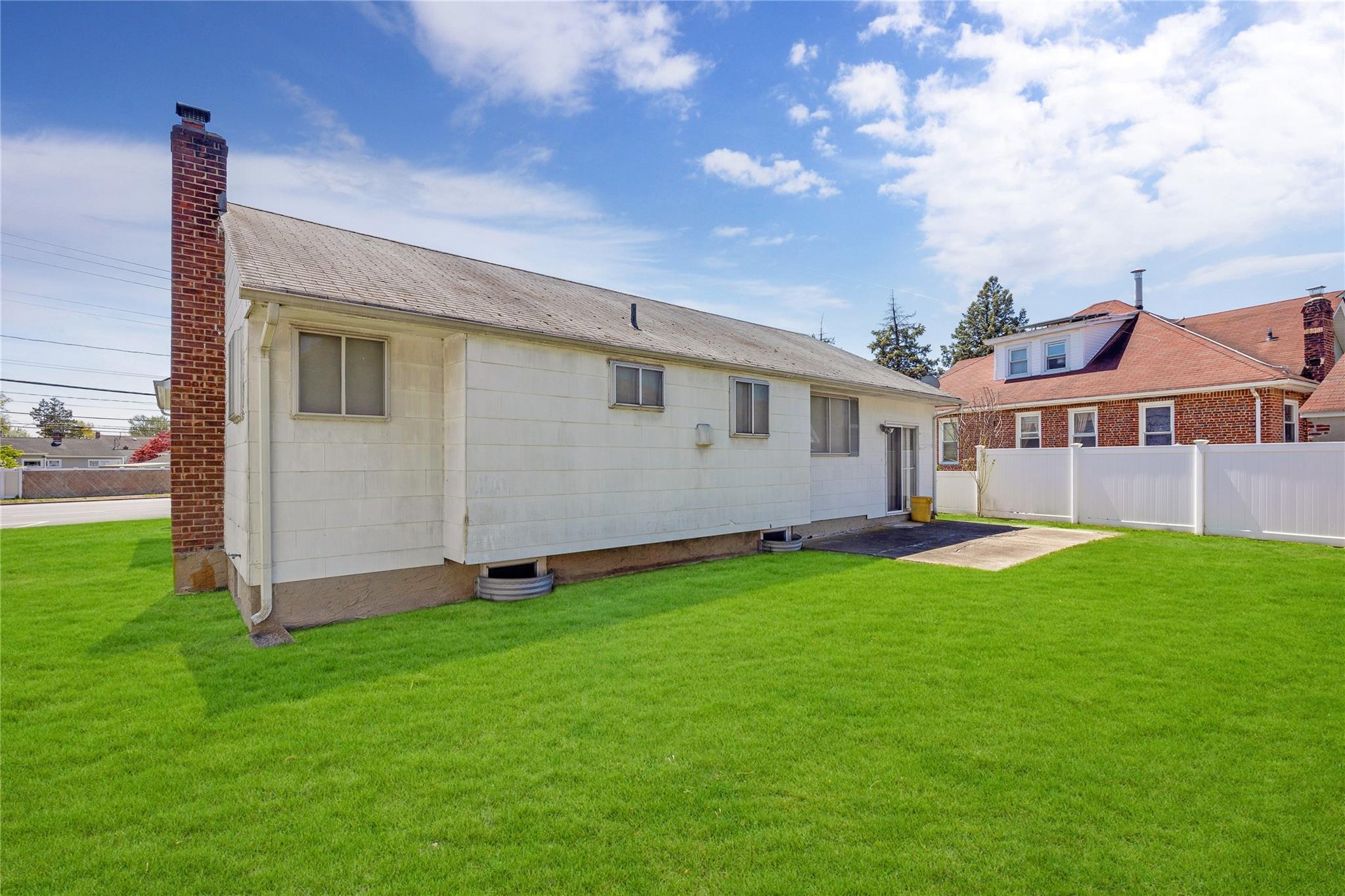 1 Magenta Street, Hicksville, New York image 22