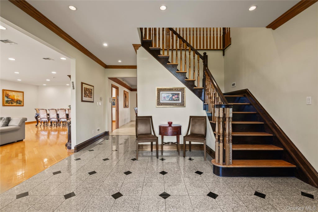 Photo of 37 Mariner Way, Monsey, NY 10952 (MLS # 1064579)