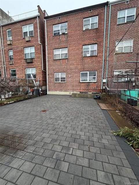 133-32 Avery Avenue Flushing NY 11355