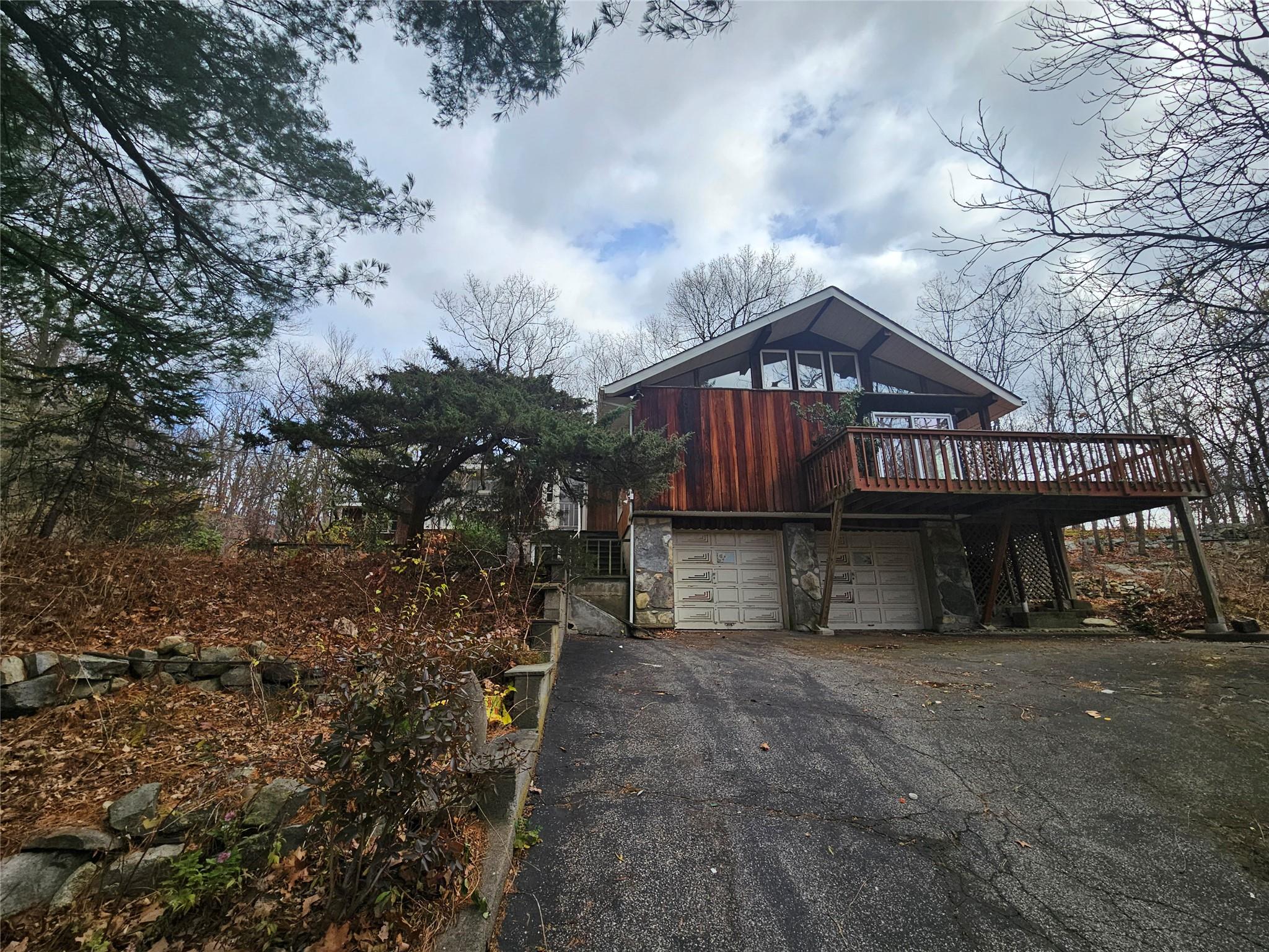 34 Mountain Drive, Garrison, New York image 1