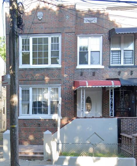 Rental Property at 99th Street 2, East Elmhurst, Queens, NY - Bedrooms: 2 
Bathrooms: 1 
Rooms: 4  - $2,400 MO.