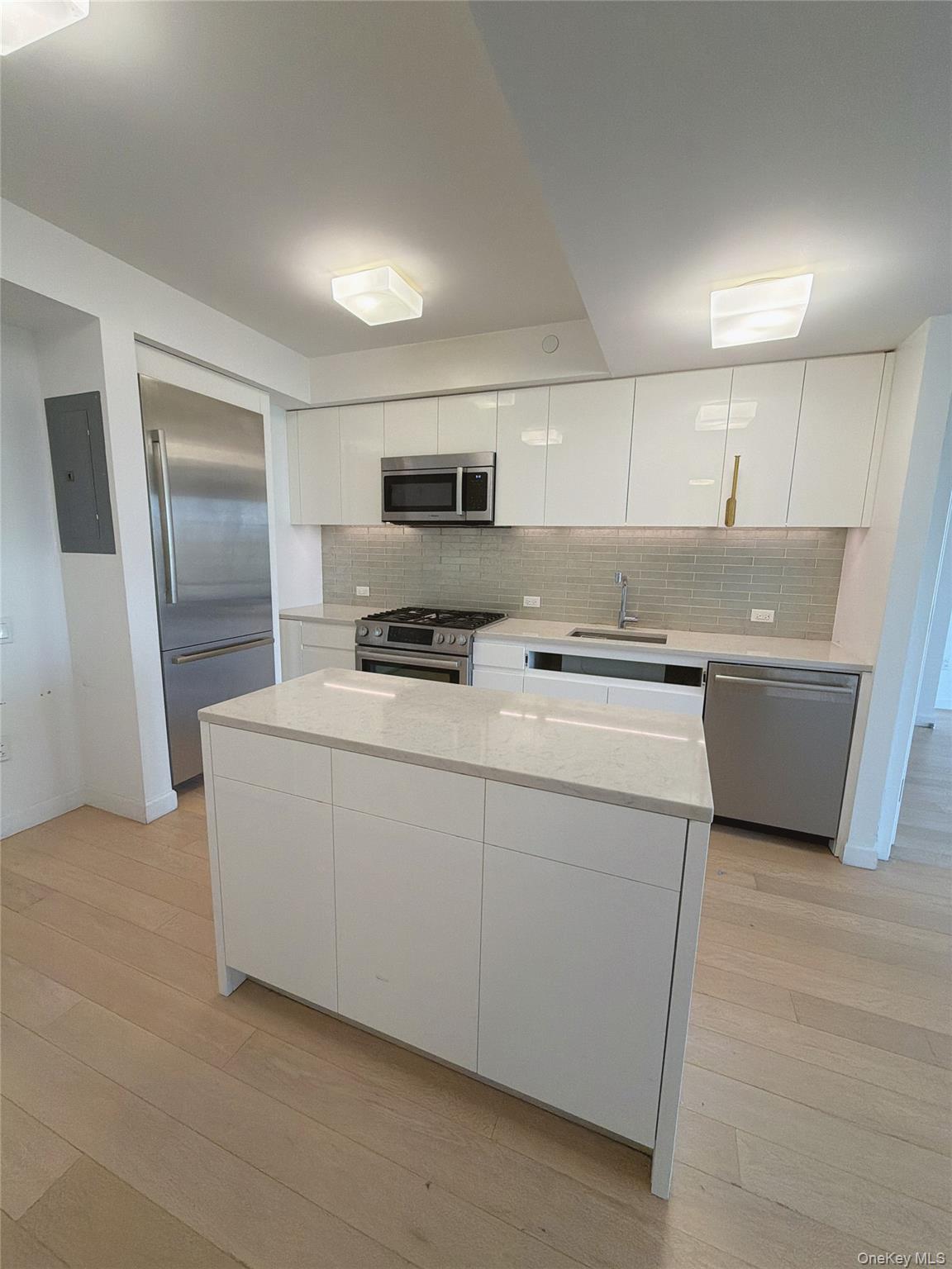 138-35 39th Avenue 13E