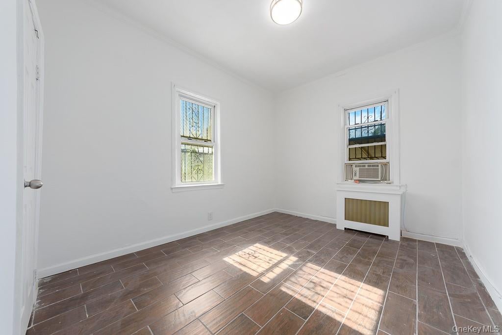 470 E 40th Street #1