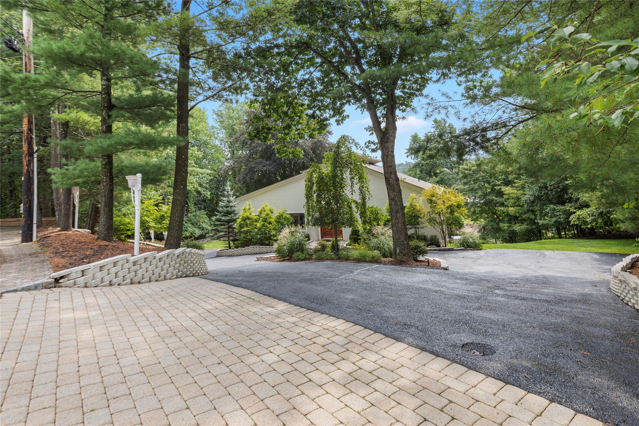 21 Hillside Court, Suffern, New York image 34