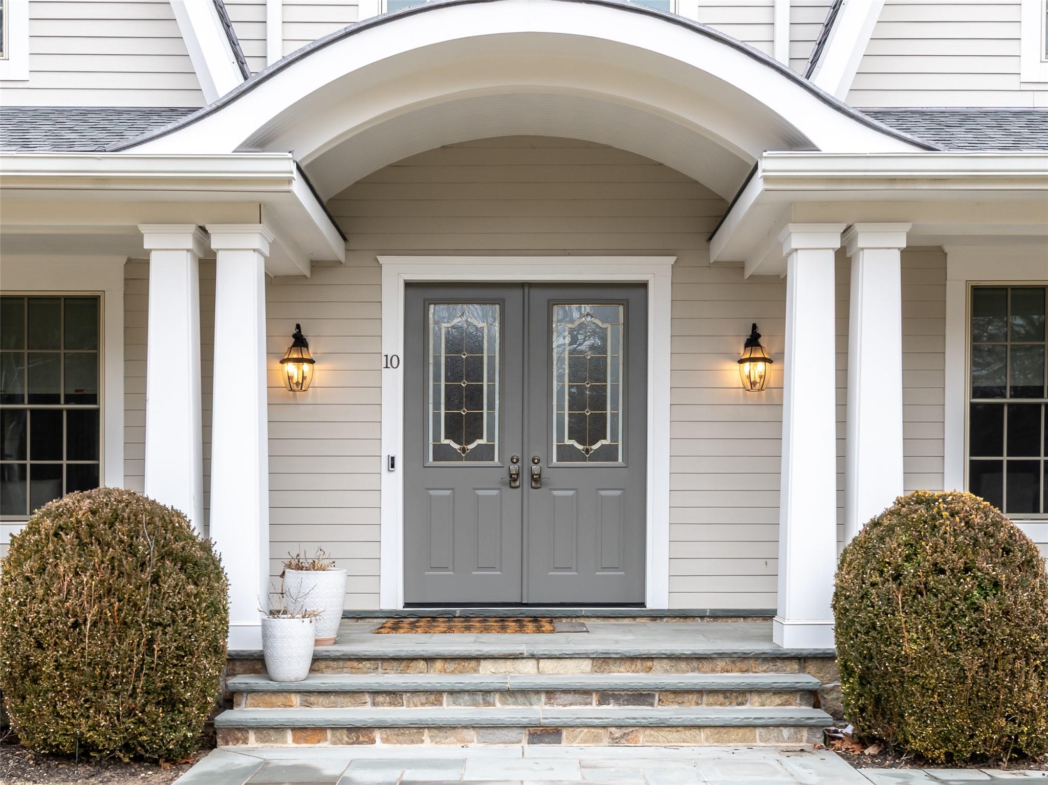 10 The Maples, Roslyn, New York image 5