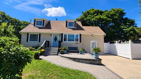 Photo of 336 Jayne Boulevard, Port Jefferson Station, NY 11776 (MLS # 1048675)