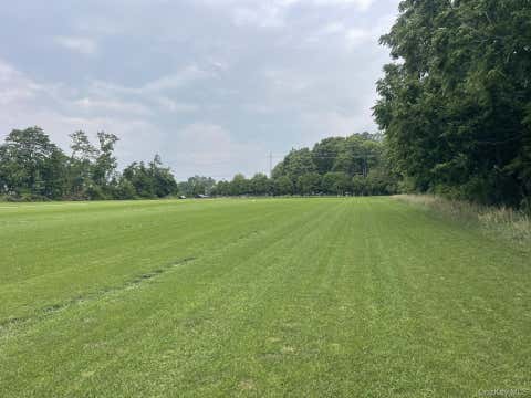 Photo of Sound Avenue, Aquebogue, NY 11931 (MLS # 1028888)