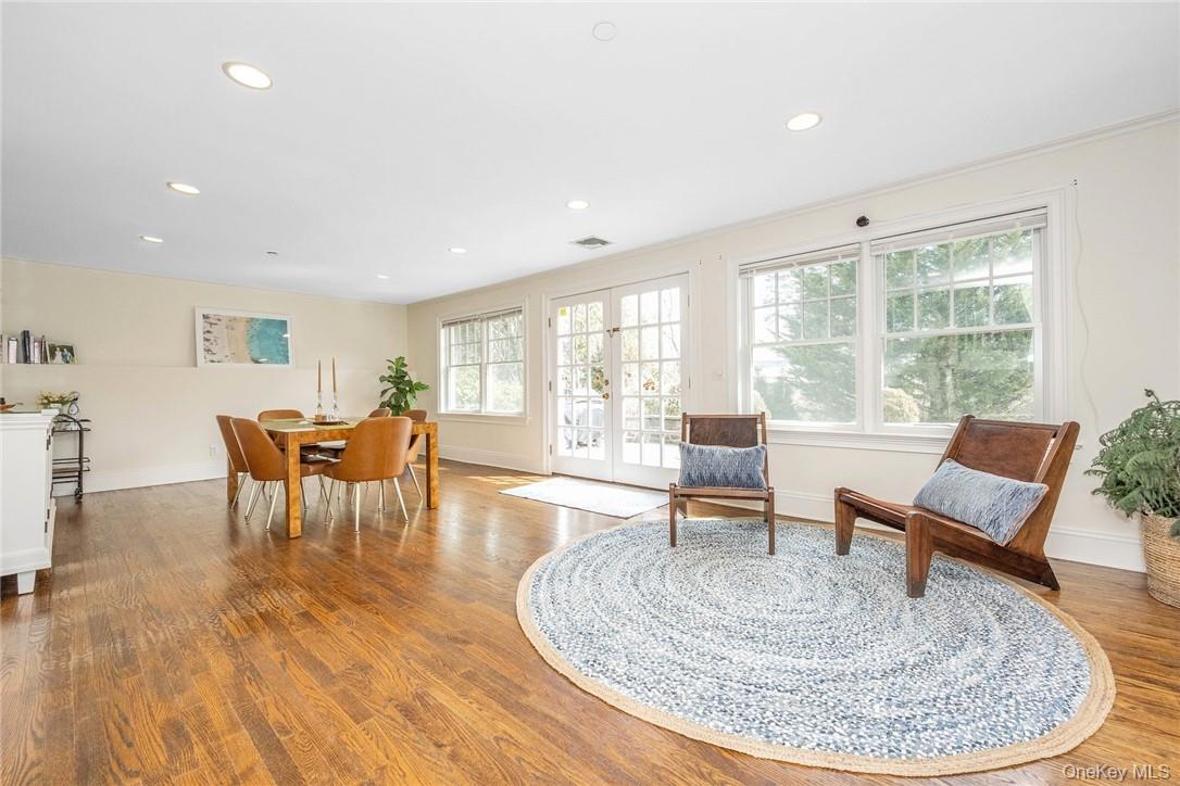 Harrison, New York 10528, United States, 5 Bedrooms Bedrooms, ,5 BathroomsBathrooms,Residential,Coming Soon,191768