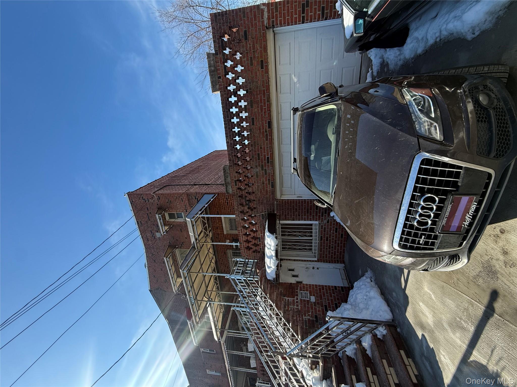 218 E 88th Street - Photo 3