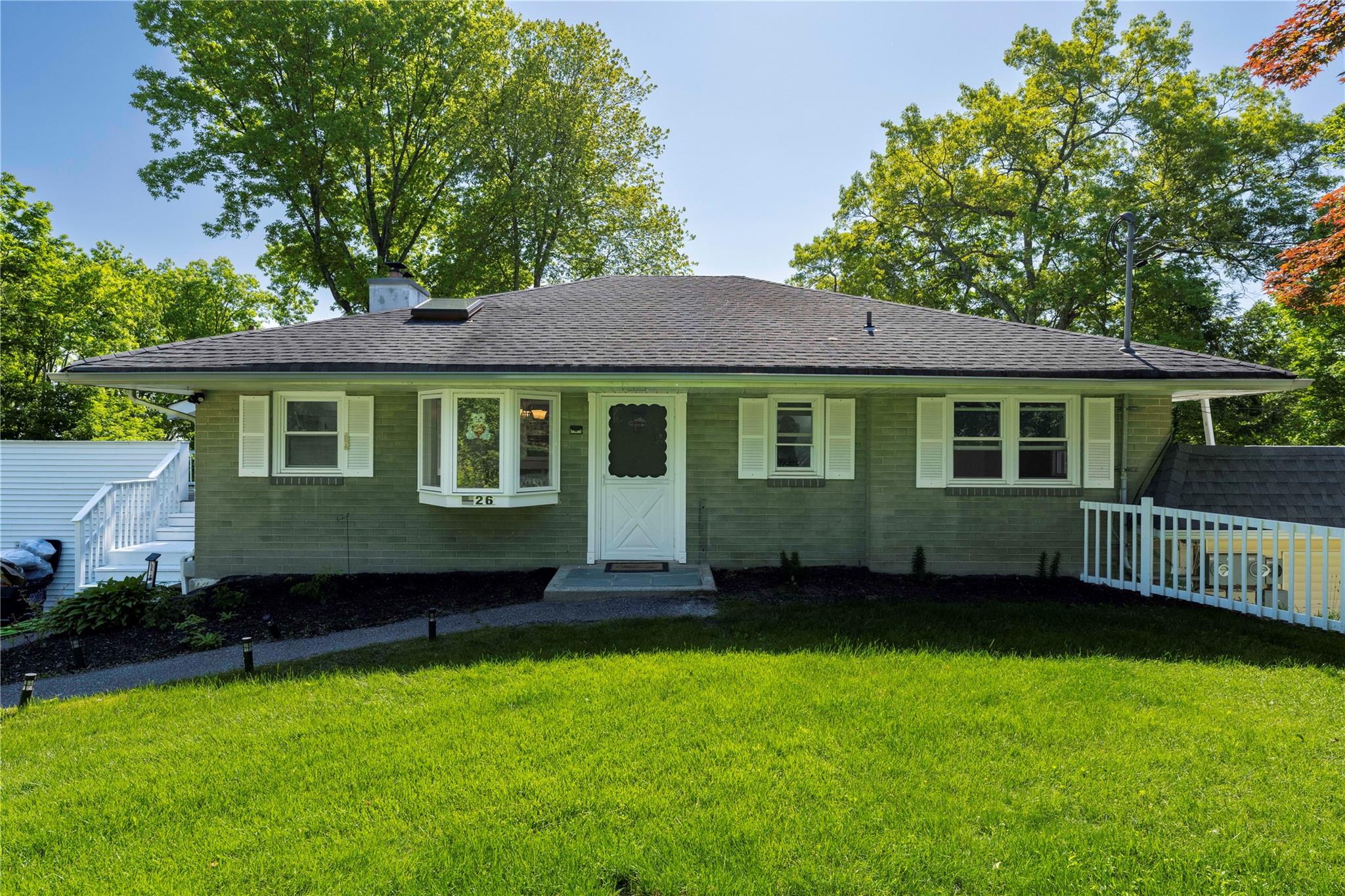 Rental Property at Mountain View Drive, Mahopac, New York - Bedrooms: 2 
Bathrooms: 1 
Rooms: 6  - $3,250 MO.