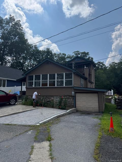 22 Elm Road Monroe NY 10950