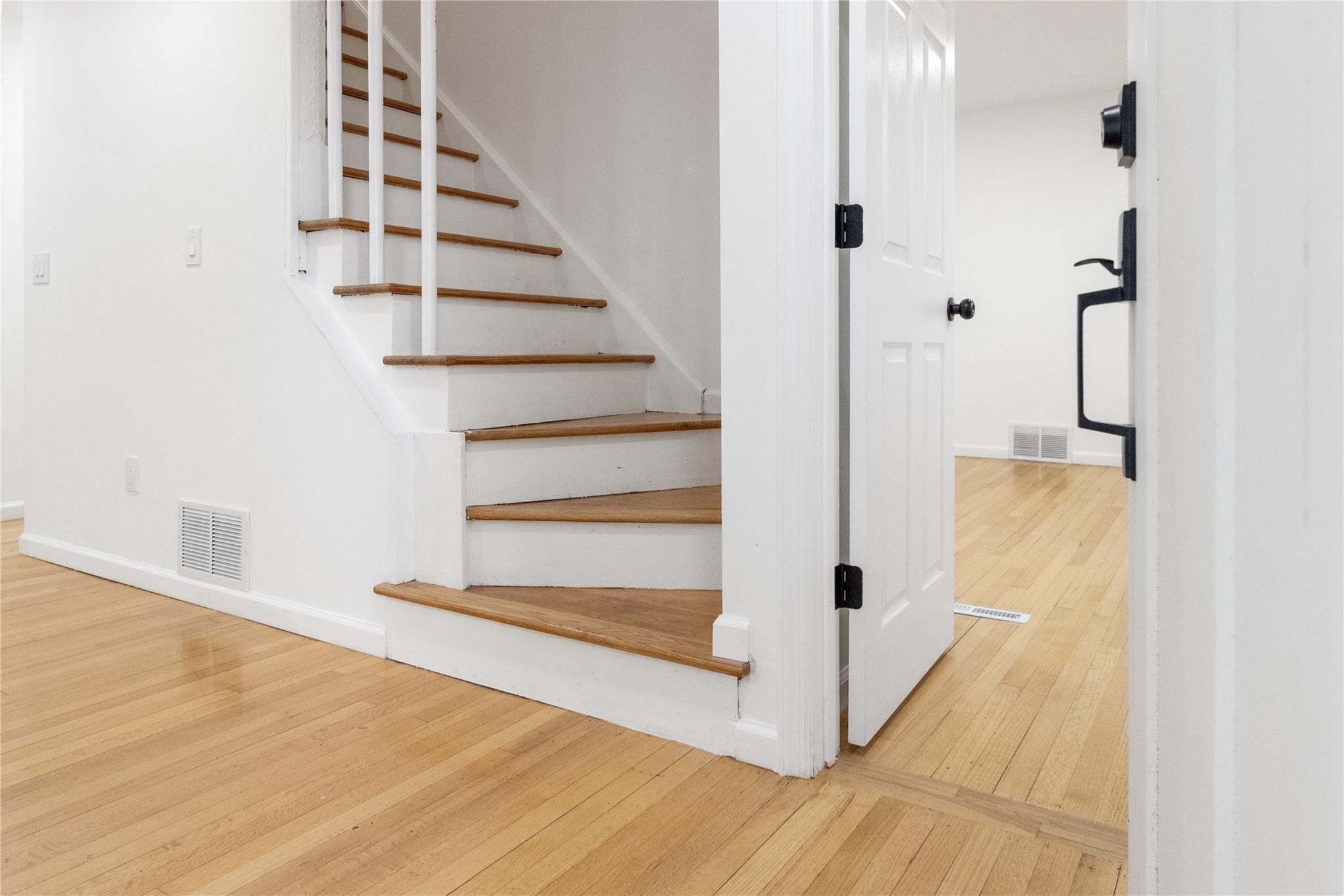 11 Queen Street, New Windsor, New York image 3