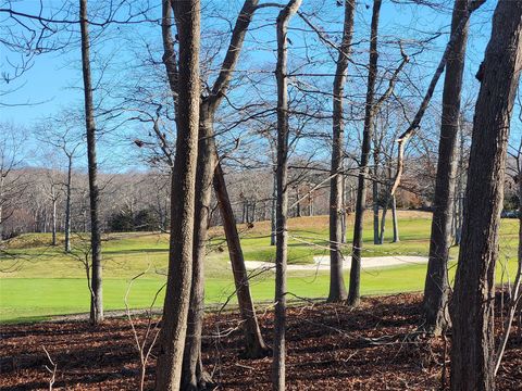2885 Deerfield Road Sag Harbor NY 11963