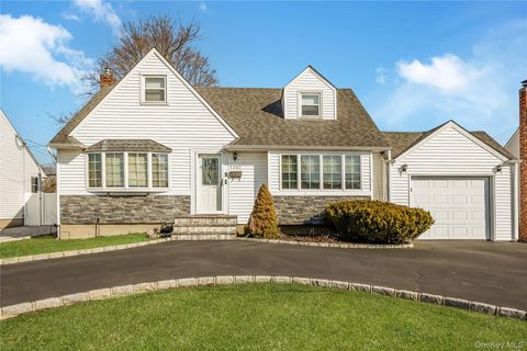 3647 Bernard Drive Wantagh NY 11793