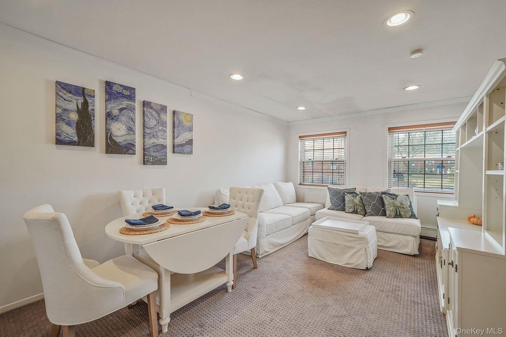 Photo of 460 old town Road #19H, Port Jefferson Station, NY 11776 (MLS # 955836)