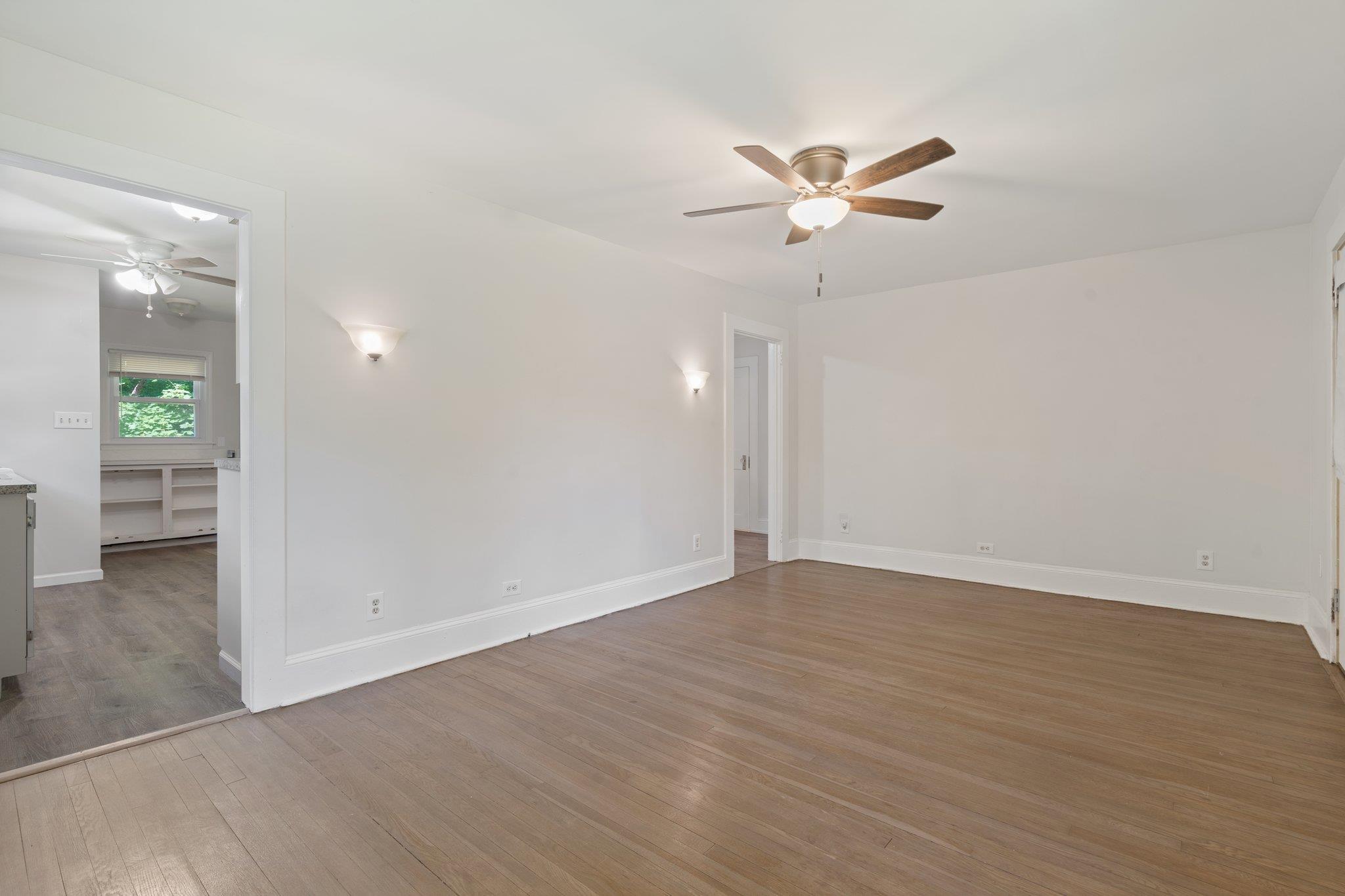 34 Strongs Lane, East Patchogue, New York image 8