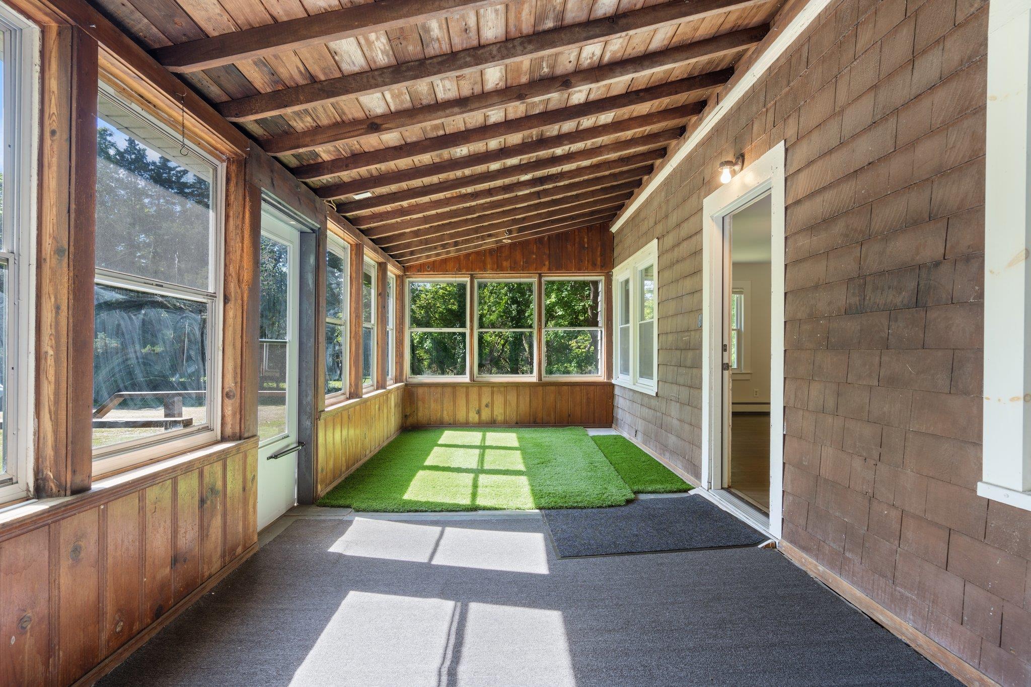 34 Strongs Lane, East Patchogue, New York image 4