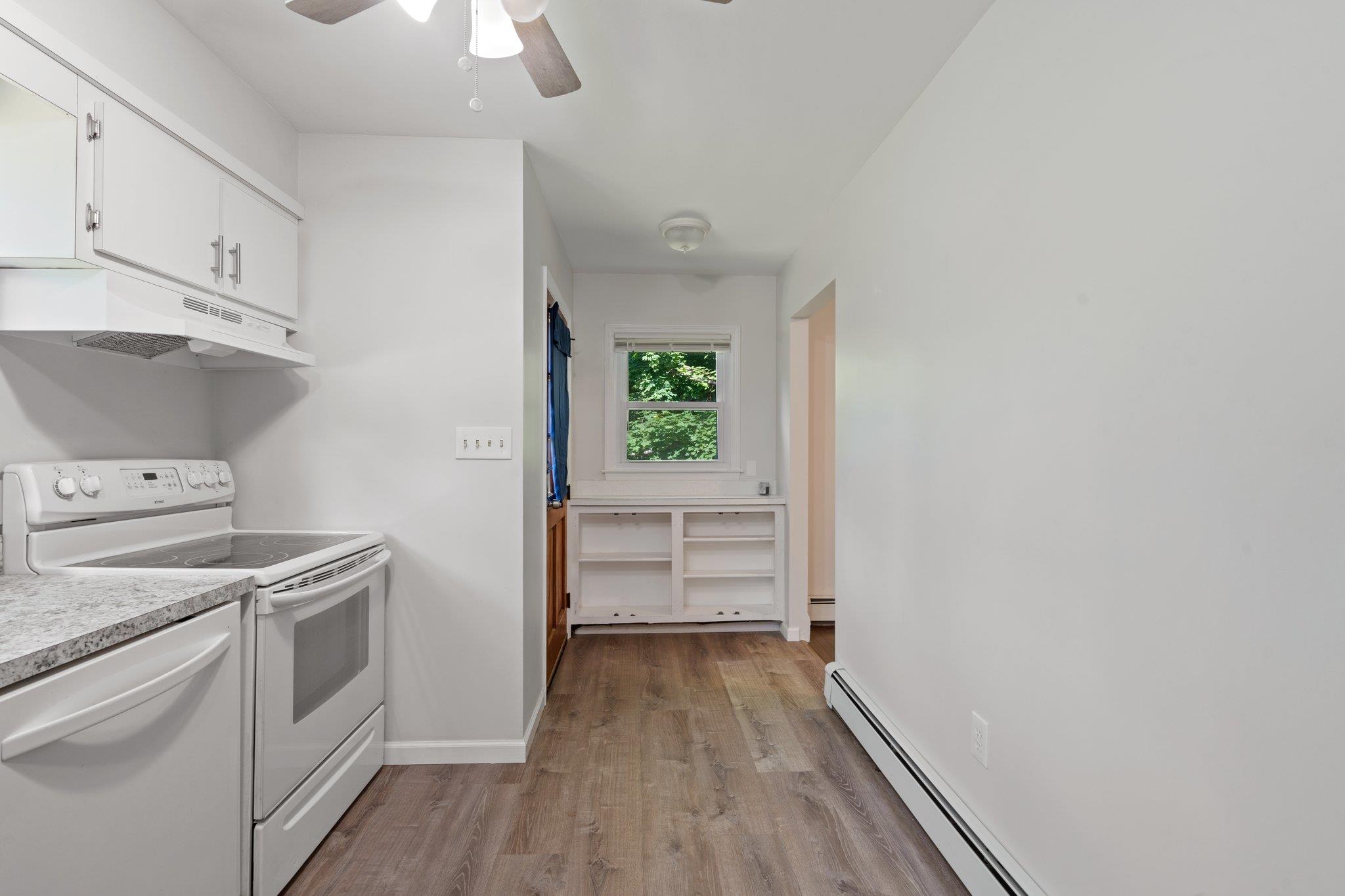 34 Strongs Lane, East Patchogue, New York image 11