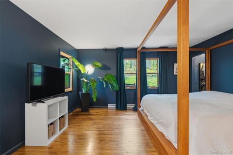 Tiny photo for 8 Upper Shad Road, Pound Ridge, NY 10576 (MLS # 997949)